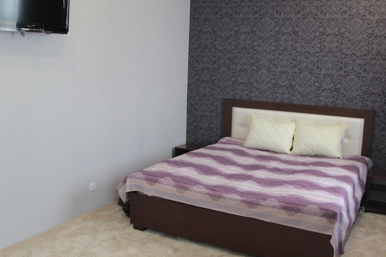 Karavan Hotell Bila Krynytsya  Exteriör bild