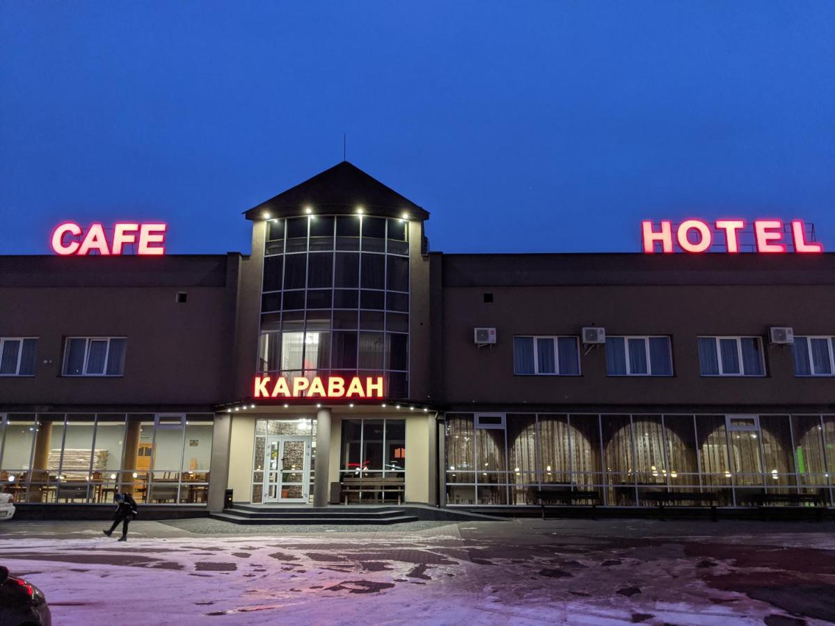 Karavan Hotell Bila Krynytsya  Exteriör bild